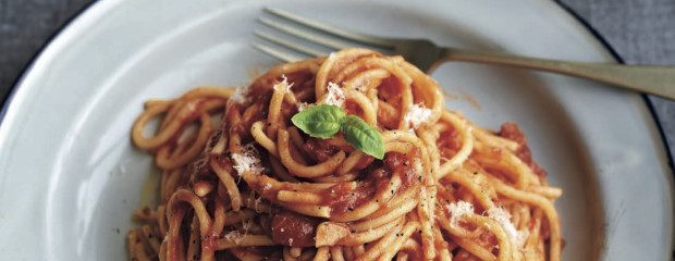 Spaghetti with Easy Tomato Sauce