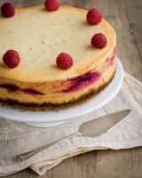 raspberry-cheescake-620x821