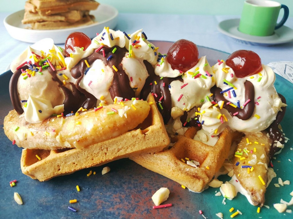 S'mores Waffle Sundaes